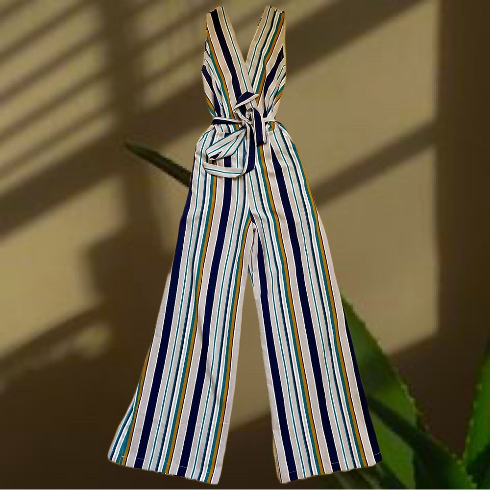 Monteau Low V-Cut Jumpsuit